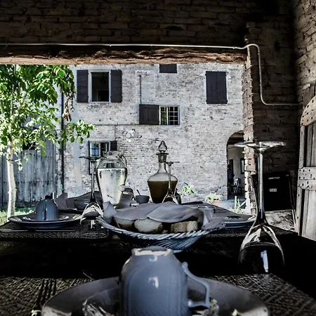 La Casa Dei Prugni לינה וארוחת בוקר