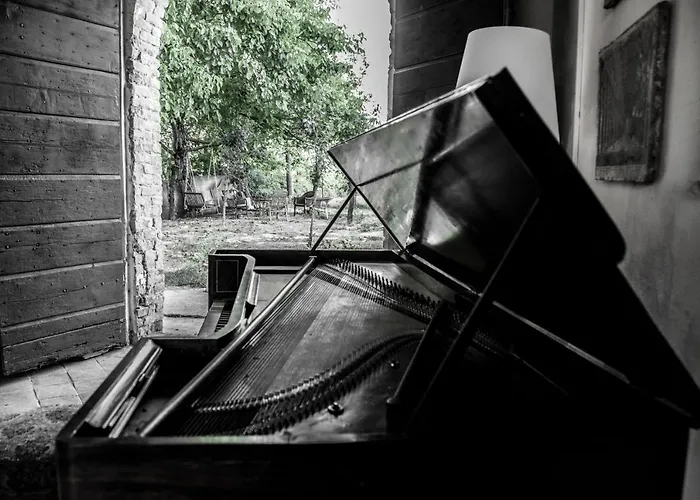 La Casa Dei Prugni 3* Boretto